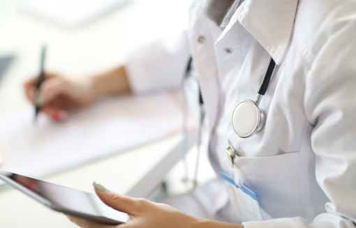 AAA cercasi medici libero professionisti AAA cercasi medici libero professionisti