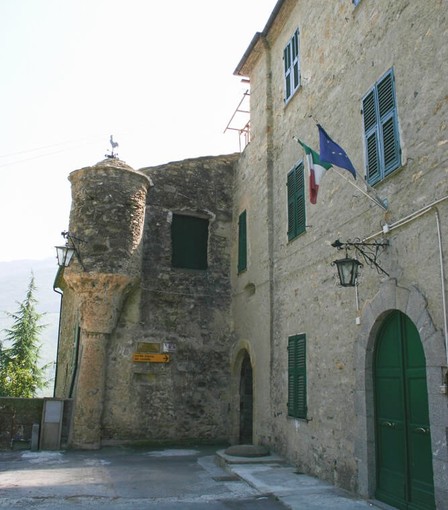 Via libera al servizio educativo domiciliare per il prossimo triennio al Castello di Pornassio Via libera al servizio educativo domiciliare per il prossimo triennio al Castello di Pornassio
