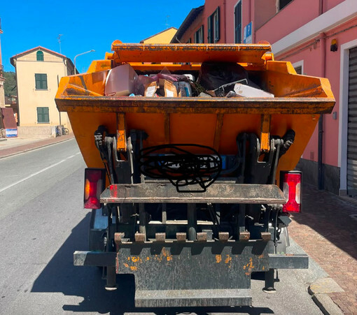 De.Vizia, Bracco chiede di vedere i mezzi: il difensore civico sollecita il Comune De.Vizia, Bracco chiede di vedere i mezzi: il difensore civico sollecita il Comune