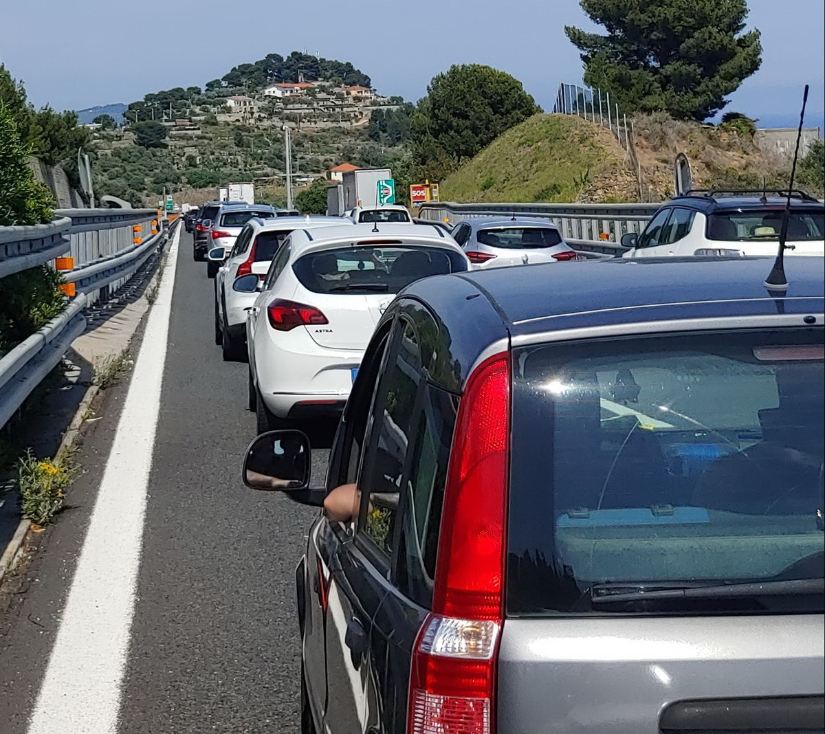 “Sindaco di Diano smemorato, sui disagi dei turisti in autostrada contesta il suo stesso partito” – Lavocediimperia.it “Sindaco di Diano smemorato, sui disagi dei turisti in autostrada contesta il suo stesso partito” – Lavocediimperia.it