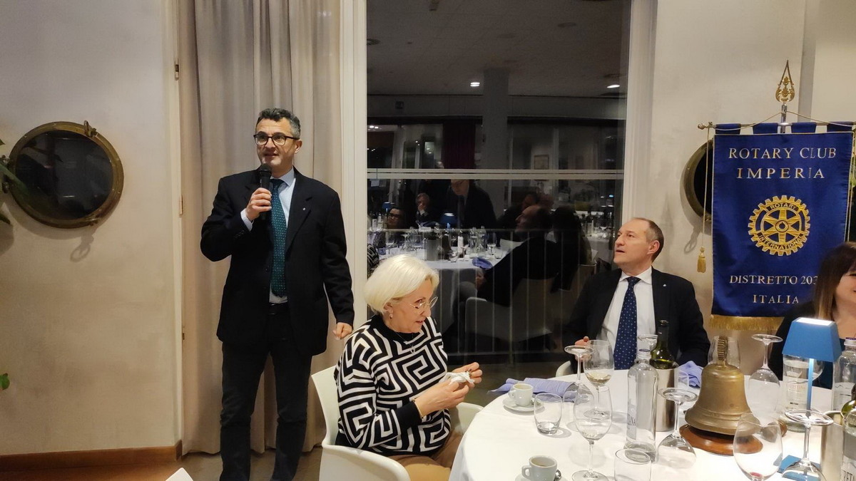 Imperia: con il Rotary una serata per approfondire 'Hikikomori' una piaga che colpisce i giovani Imperia: con il Rotary una serata per approfondire 'Hikikomori' una piaga che colpisce i giovani