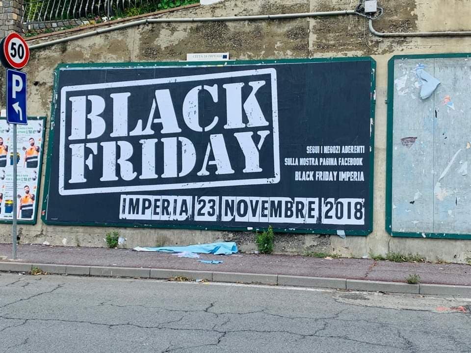 Imperia: il 'Black Friday' scalda i motori per un venerdì di shopping totale (Video)