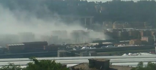 28 giugno 2019, il Ponte Morandi non esiste più: demolito il moncone con un'implosione (Video)