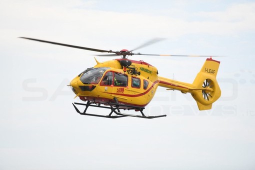 Mobilitazione di soccorsi a Chiusanico per 80enne rimasto incastrato sotto al suo trattore Mobilitazione di soccorsi a Chiusanico per 80enne rimasto incastrato sotto al suo trattore