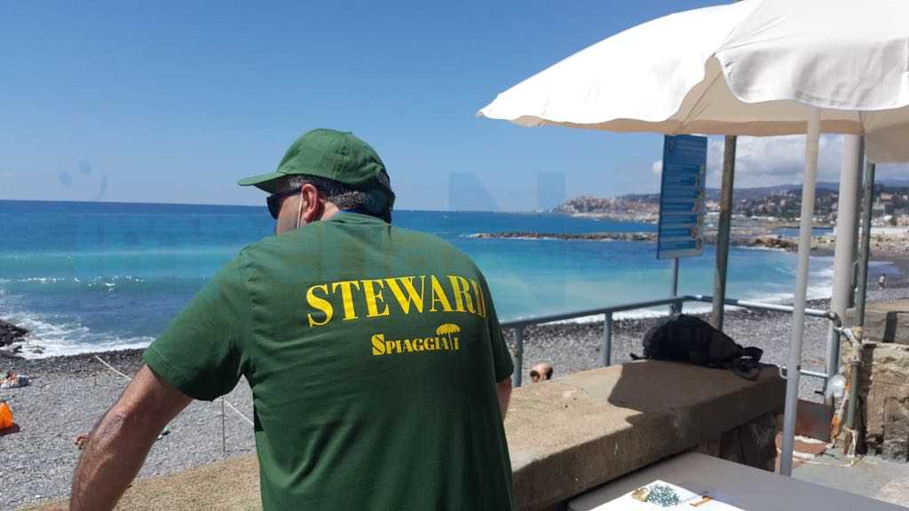Imperia: spiagge libere con steward e app, iniziata la sperimentazione contro gli assembramenti