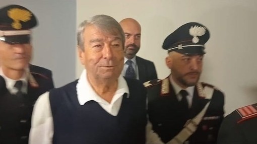 Corruzione in Liguria, Spinelli rinuncia alla revoca dei domiciliari Corruzione in Liguria, Spinelli rinuncia alla revoca dei domiciliari