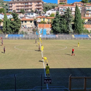 Calcio. Serie D, Imperia ok con il Fossano: piemontesi sconfitti 2-1 Calcio. Serie D, Imperia ok con il Fossano: piemontesi sconfitti 2-1