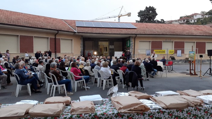 Caramagna ligure dal 185o al 1950,  grande partecipazione di pubblico alla presentazione del libro di  Sergio Cecchinel.    