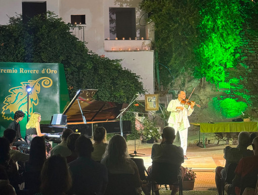“Rovere d’Oro” di San Bartolomeo al mare, domenica sera verrà svelato il vincitore della 37^ edizione “Rovere d’Oro” di San Bartolomeo al mare, domenica sera verrà svelato il vincitore della 37^ edizione