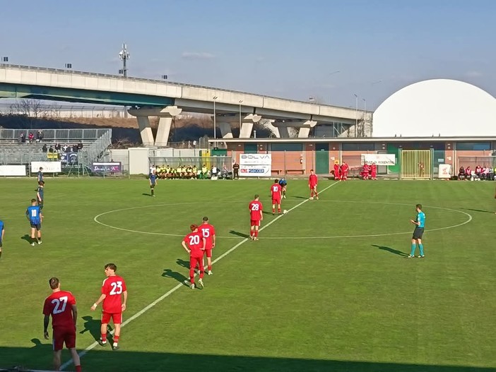 Calcio. Troppo Novaromentin per l'Imperia, i nerazzurri subiscono un pesante 3-0