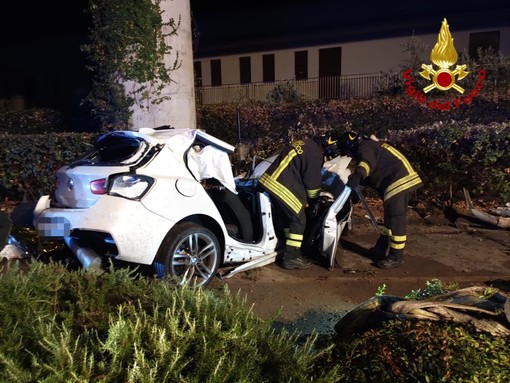 È un agente della Penitenziaria di Sanremo una delle vittime dell'incidente di San Lorenzo al Mare È un agente della Penitenziaria di Sanremo una delle vittime dell'incidente di San Lorenzo al Mare