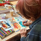 “Poesia del Colore”: l’arte degli allievi dei corsi della Biblioteca Civica in mostra al Centro Incontro di San Bartolomeo al Mare