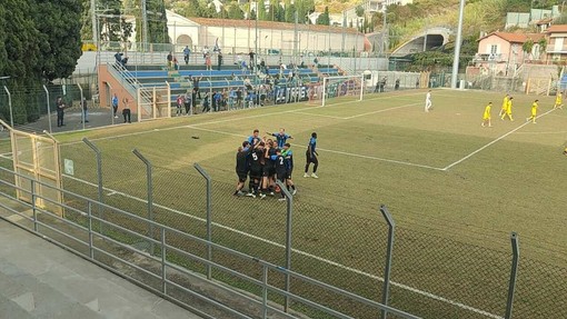 Calcio. Serie D, il grande cuore dell'Imperia: Ligorna acciuffato al 94', al "Ciccione" è 2-2