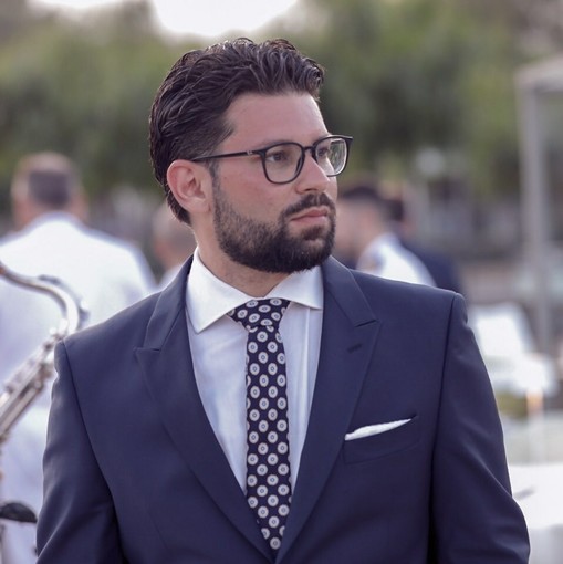 Santo Scarfone lascia il Comune di Imperia per dedicarsi ad un nuovo progetto professionale Santo Scarfone lascia il Comune di Imperia per dedicarsi ad un nuovo progetto professionale