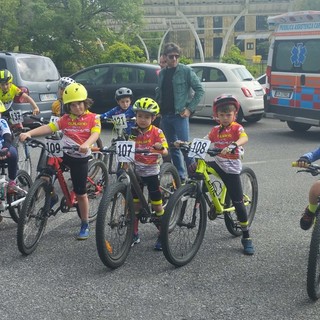Ciclismo giovanile, Greta Lupo e Sofia Rolla (U.C. Imperia Raineri) protagoniste a Castelnuovo Magra (foto)