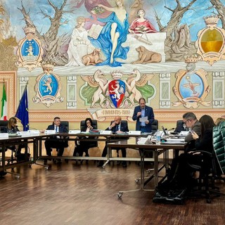 Bilancio, servizi e rigenerazione urbana al centro del consiglio comunale di Diano Marina