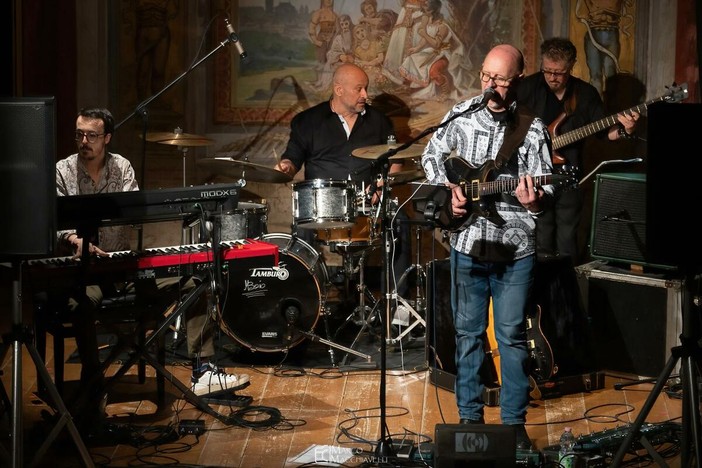 La ‘Voilà Band' in un omaggio a Fabio Concato alla Galleria degli Orti di Imperia