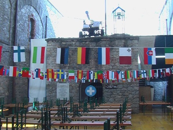 Oggi al Colle di Nava, al via la Festa della Croce Bianca di Pornassio: campeggio gratuito e serata inaugurale con il live DJ Set Oggi al Colle di Nava, al via la Festa della Croce Bianca di Pornassio: campeggio gratuito e serata inaugurale con il live DJ Set