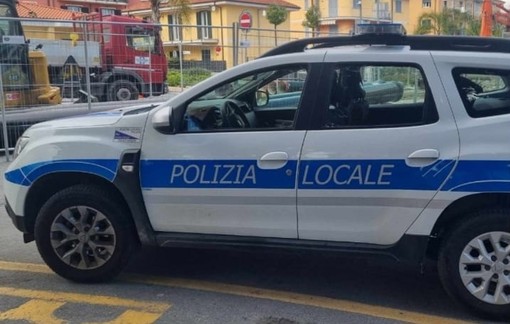 Allarme truffe a Diano Marina: false multe stradali via SMS ed email