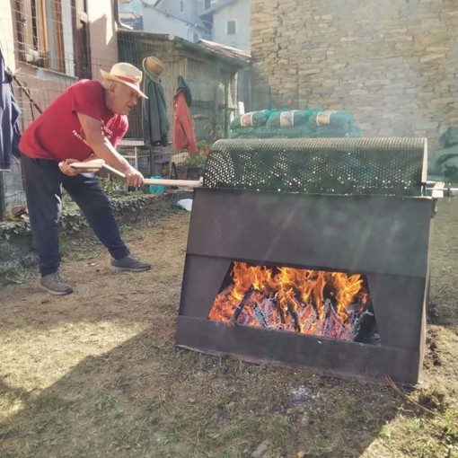 Montegrosso Pian Latte in festa per la castagna, da 54 anni festeggia l’inizio dell’autunno