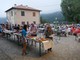 "Tovo ci mette la piazza e voi il cibo...", un successo la cena di condivisione (foto)