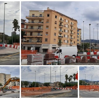 Imperia, alla prova del traffico la nuova rotonda di Borgo San Moro (video) Imperia, alla prova del traffico la nuova rotonda di Borgo San Moro (video)