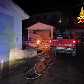 Fuga di gas da una bombola ai Piani di Imperia: 40enne ustionata (foto e video) Fuga di gas da una bombola ai Piani di Imperia: 40enne ustionata (foto e video)