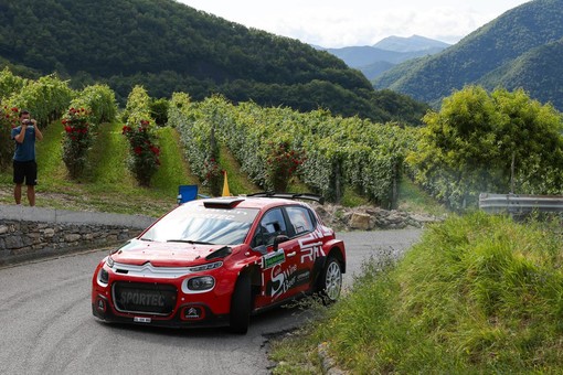 Citroën C3 del pilota locale Vittorio Cha e Arianna Ravano (g.c.Andrea Porro)
