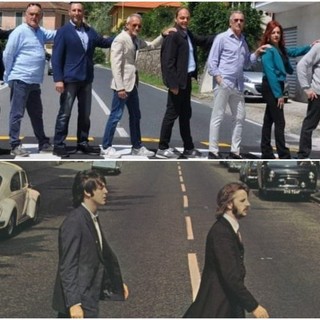 Pontedassio, via Torino come Abbey Road e Ilvo Calzia si trasforma in  John Lennon