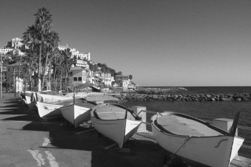 ACCADDE OGGI, 21 agosto 1977. Candida, 82 anni, la turista più fedele di Imperia ACCADDE OGGI, 21 agosto 1977. Candida, 82 anni, la turista più fedele di Imperia