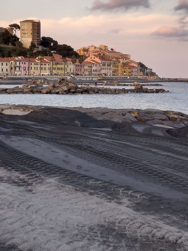 Caso spiaggia del Prino, Imperia Rinasce: "Non basta realizzare dei lavori, bisogna farli con cura e attenzione"