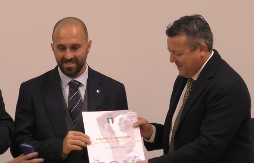 Onorificenze sportive CONI: premiato anche il tecnico Andrea Di Latte (Dkd Karate) con la 'Palma' al merito tecnico