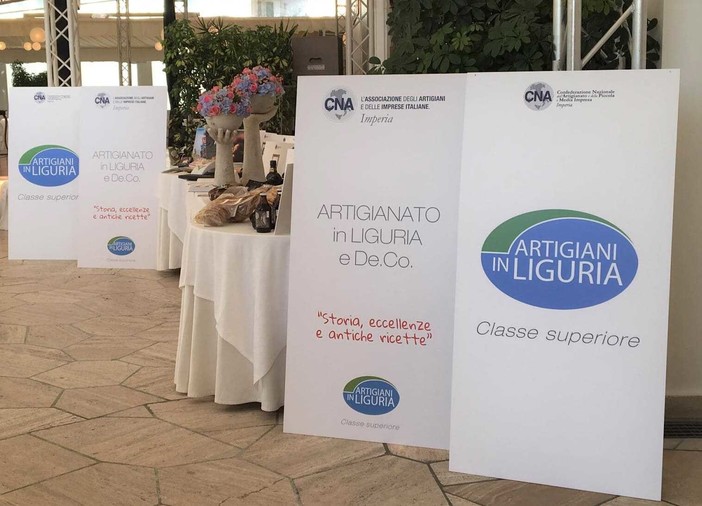 Artigianato: il caro vita non batte il Natale, Grasso “Dalla qualità all’originalità: ci sono molti motivi per comprare artigiano” Artigianato: il caro vita non batte il Natale, Grasso “Dalla qualità all’originalità: ci sono molti motivi per comprare artigiano”