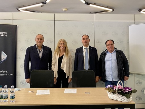 Le immagini della conferenza stampa nella sede di CNA a Sanremo Le immagini della conferenza stampa nella sede di CNA a Sanremo