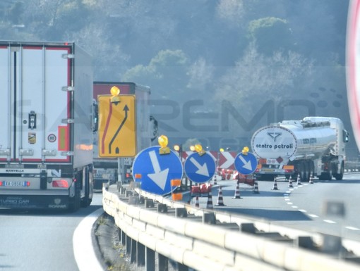 Lavori straordinari sull'A10, da stasera sino alle 6 chiuso il tratto tra Imperia Ovest e Arma di Taggia