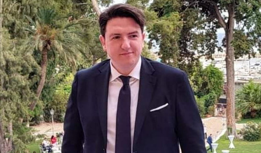 L'Amministrazione di Caravonica celebra la Terza Età con un dolce pensiero natalizio L'Amministrazione di Caravonica celebra la Terza Età con un dolce pensiero natalizio