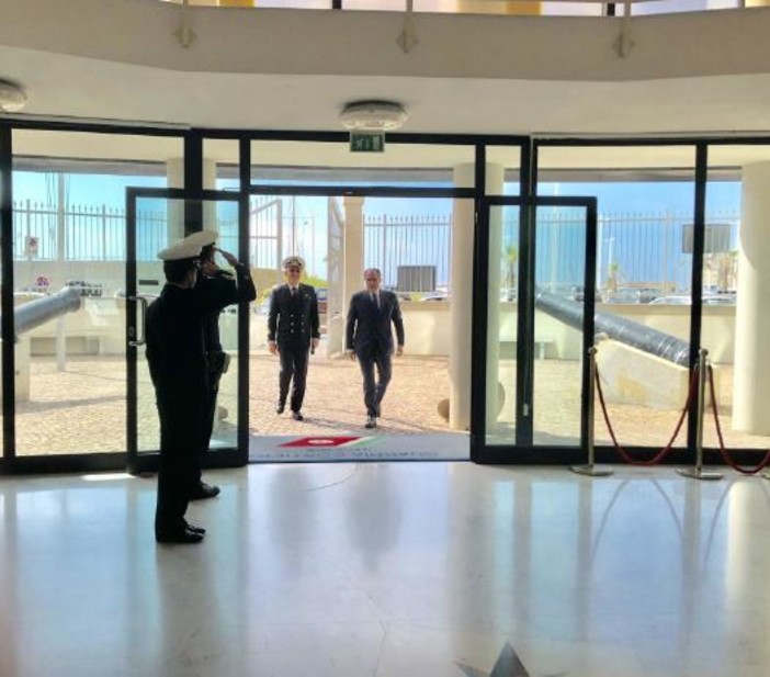 Visita del prefetto di Imperia Alberto Intini alla Capitaneria di porto di Imperia Visita del prefetto di Imperia Alberto Intini alla Capitaneria di porto di Imperia