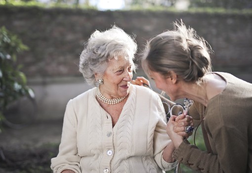 Accessi dei familiari alle strutture residenziali: ribadito l’invito ad adottare misure operative Accessi dei familiari alle strutture residenziali: ribadito l’invito ad adottare misure operative