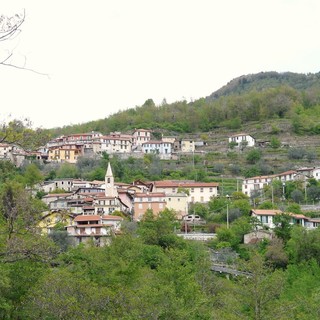 Armo: si è chiusa la XVI edizione del concorso di poesia dialettale “Le Veglie d’Armo”, ecco i premiati Armo: si è chiusa la XVI edizione del concorso di poesia dialettale “Le Veglie d’Armo”, ecco i premiati