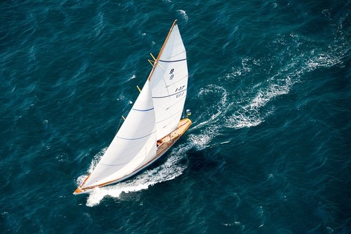 Vele d’Epoca Imperia, 'Aria' festeggia 90 anni con il guidone dello Yacht Club Italiano