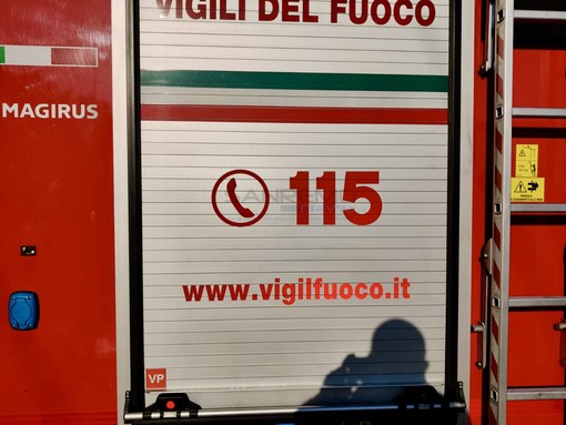 Imperia: piccolo incendio di immondizia stamattina in via Airenti nella zona di Caramagna