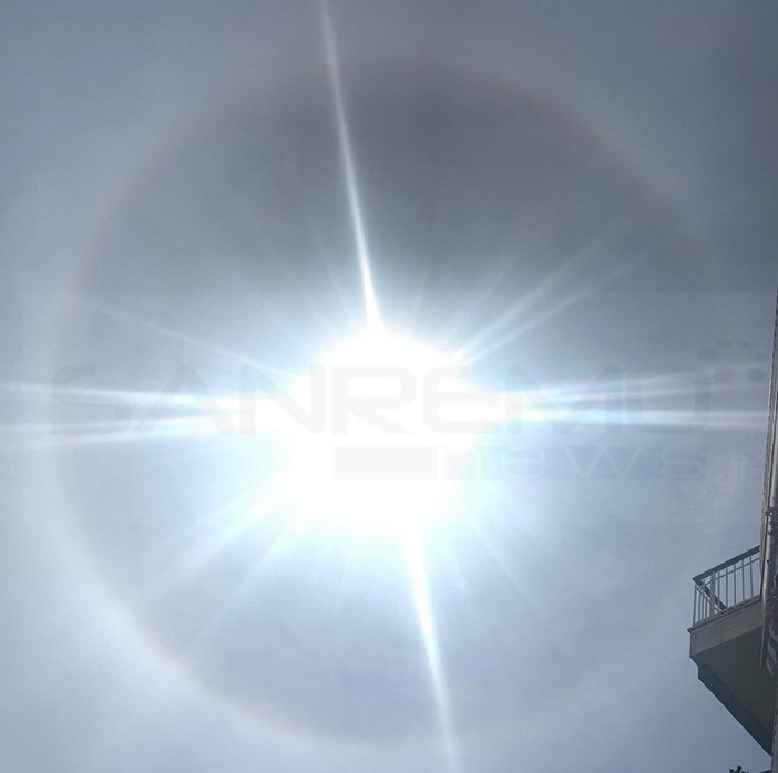 'Alone' solare fotografato oggi nei cieli della nostra provincia e della Costa Azzurra: speriamo sia beneaugurante