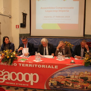Oggi a Sanremo l'assemblea provinciale di LegaCoop &quot;Anche nell'imperiese riduzione delle cooperative&quot; (Foto e Video)
