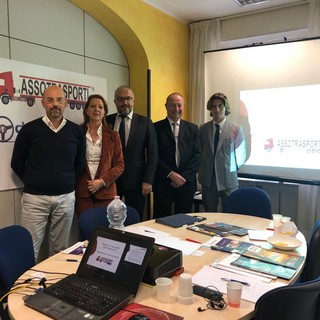 Coronavirus: le associazioni del trasporto chiedono aiuto, un documento comune al Governo Coronavirus: le associazioni del trasporto chiedono aiuto, un documento comune al Governo