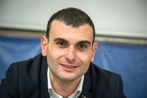 La Lega e la nuova stagione politica. Questa sera a '2 ciapetti con Federico' ospite il neo segretario Antonio Federico La Lega e la nuova stagione politica. Questa sera a '2 ciapetti con Federico' ospite il neo segretario Antonio Federico