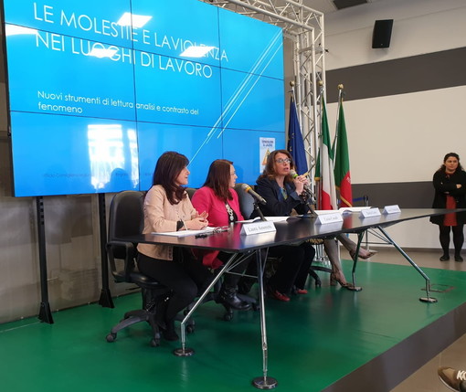 Genova: siglato oggi tra istituzioni, associazioni datoriali e ordini professionali un accordo sulle molestie e la violenza sui luoghi di lavoro