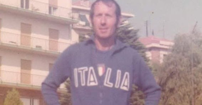 ACCADDE OGGI, 12 SETTEMBRE 1985. Premio internazionale Fair play al podista imperiese Acquarone ACCADDE OGGI, 12 SETTEMBRE 1985. Premio internazionale Fair play al podista imperiese Acquarone