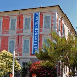 Diano Marina, in Biblioteca e al Museo da martedì si entra solo col super green pass Diano Marina, in Biblioteca e al Museo da martedì si entra solo col super green pass