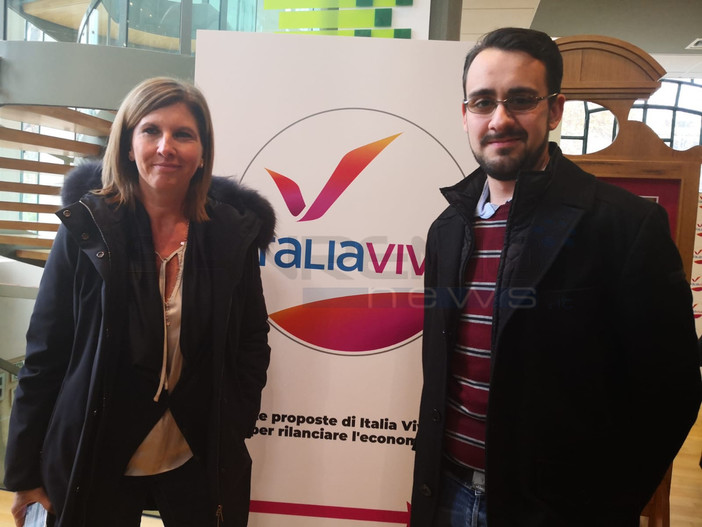 Matteo Renzi a Torino per presentare 'Italia Viva', presente anche delegazione ligure con il sindaco di Terzorio Valerio Ferrari Matteo Renzi a Torino per presentare 'Italia Viva', presente anche delegazione ligure con il sindaco di Terzorio Valerio Ferrari