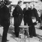 APPUNTI DI STORIA. A Imperia le radici dello "Spirito di Rapallo" ovvero " i nostri agenti a Imperia" APPUNTI DI STORIA. A Imperia le radici dello "Spirito di Rapallo" ovvero " i nostri agenti a Imperia"